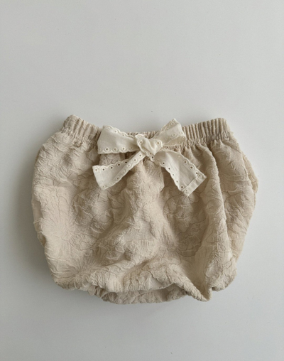 Adeline bloomer