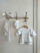 Baby meisje Lima newborn pakje geboortepakje van zacht katoen met schuine knoopjes in wit maat 50/56 en 62/68 (0 - 6 maanden) 