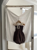 Beau Strampler - braun kariert