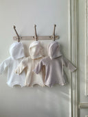 Sera Katoenen Newbornpakje met mutsje