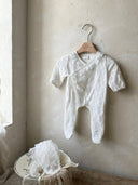Livea lace geboortepakje - Newborn pakje - Petite Amé