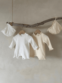Sera Katoenen Newbornpakje met mutsje - Newborn pakje - Petite Amé